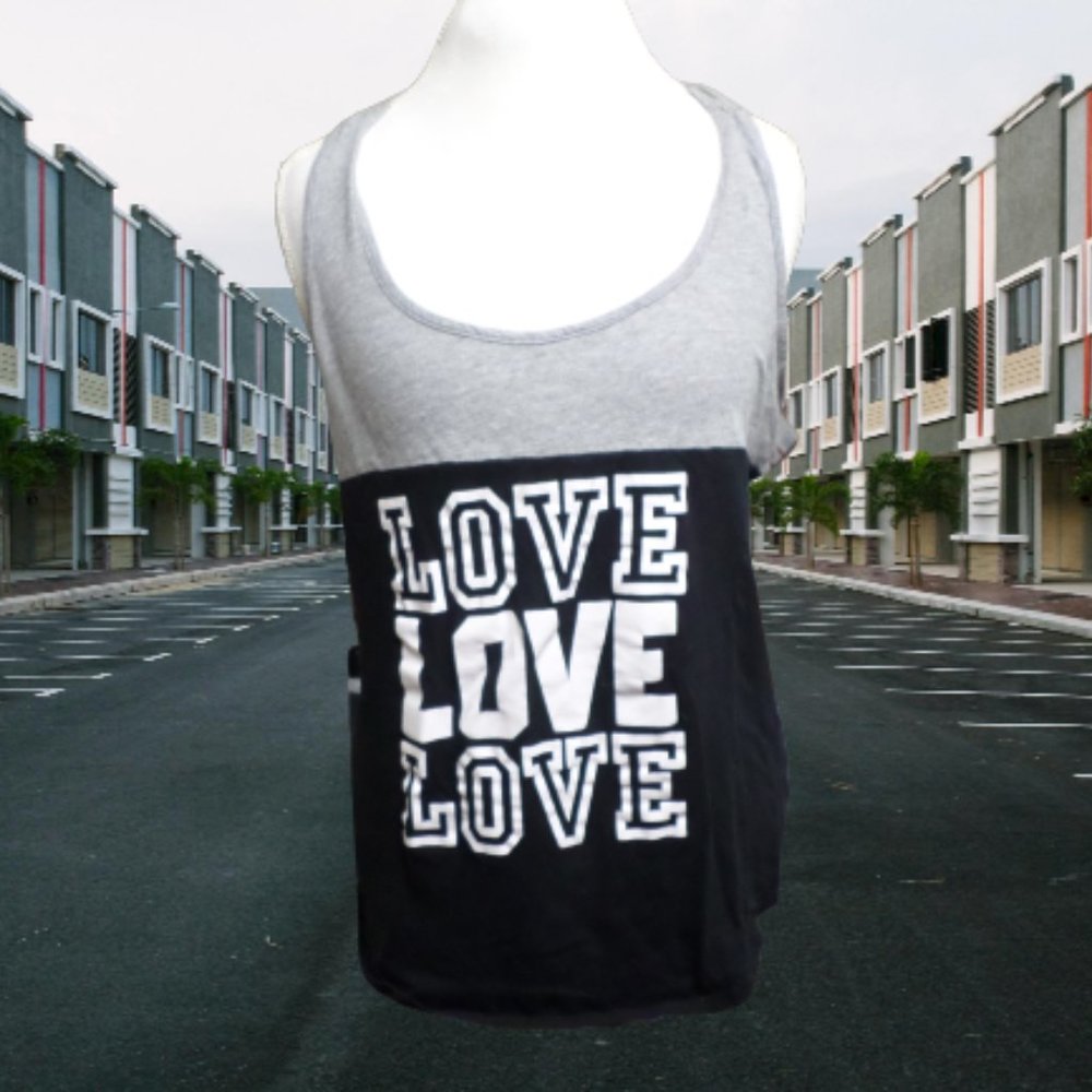 *SOLD* Bobbie Brooks Ladies XL Sport Tank Top